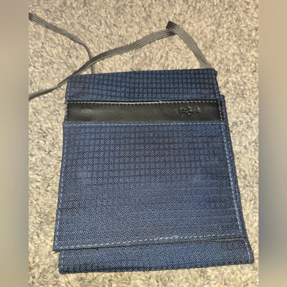 Blue Crossbody Purse Wallet Bag, Eagle Creek, Great For Travel Flawed See Photos